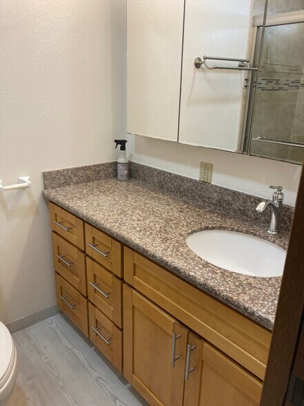 Building Photo - 2814 Kalialani Cir