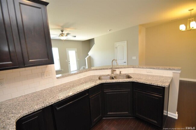 Building Photo - 209 Brier Crossings Loop