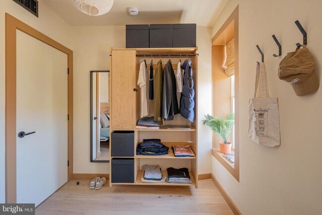 Building Photo - 2021 4th St NW