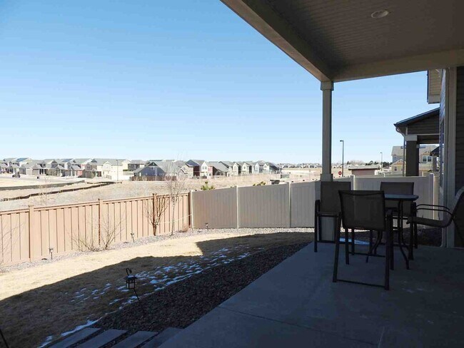 Building Photo - MOVE IN  SPECIAL