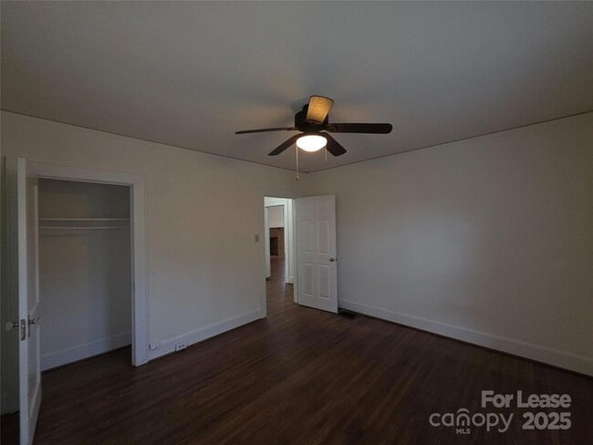 Building Photo - 2409 Commonwealth Ave