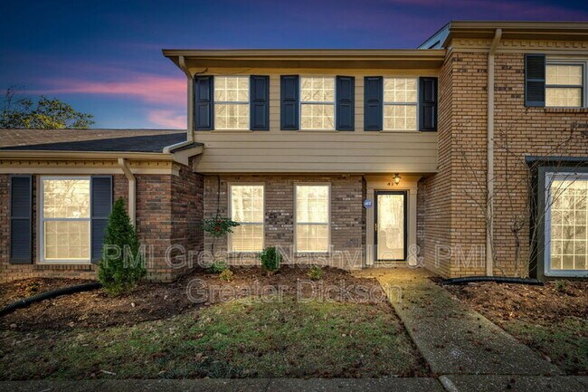 Building Photo - 8207 Sawyer Brown Rd