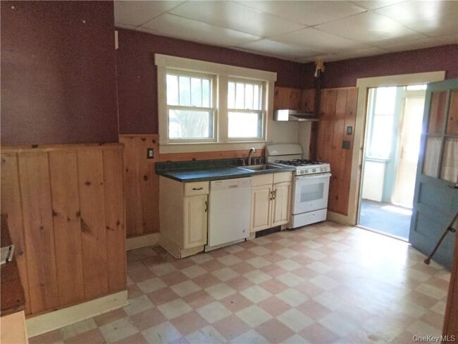 Building Photo - 25 Van Orden Ave
