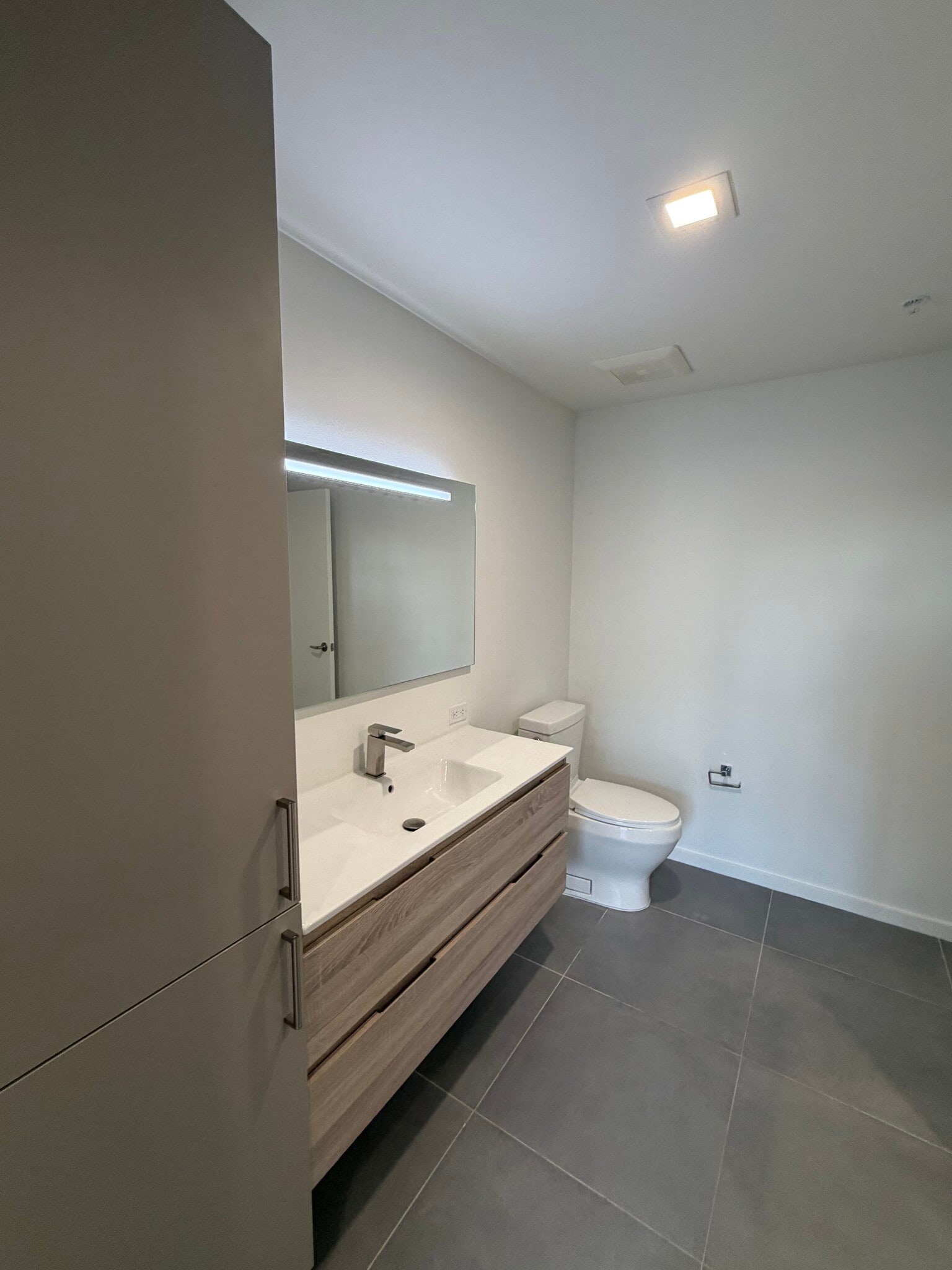 Building Photo - 1635 NE Miami Ct