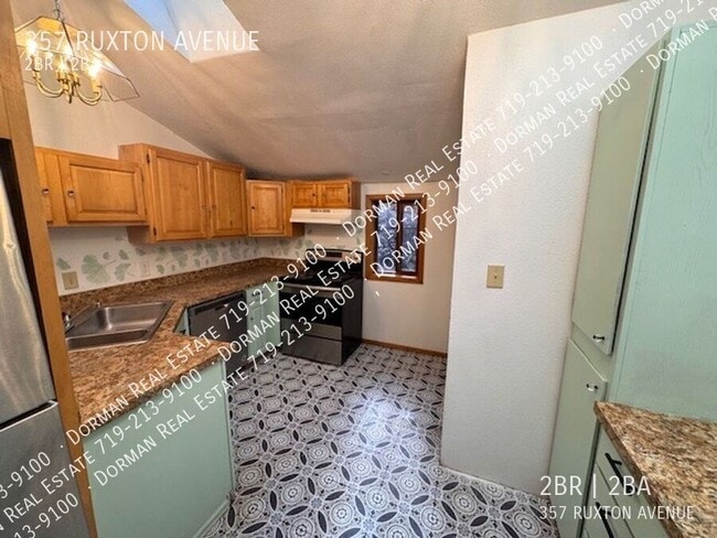 Building Photo - 357 Ruxton Ave