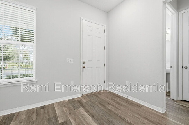 Building Photo - 14942 Guava Bay Dr