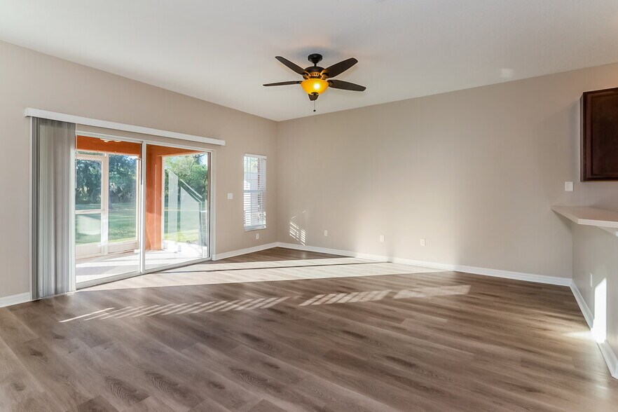 Building Photo - 11527 84th St Cir E