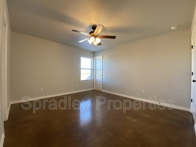 Building Photo - 206A Sparrow Cove