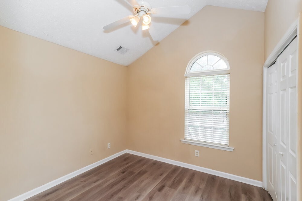 Building Photo - 252 Prescott Ct