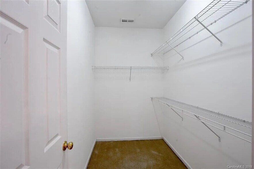 Building Photo - Room in Townhome on Stratfield Pl Cir