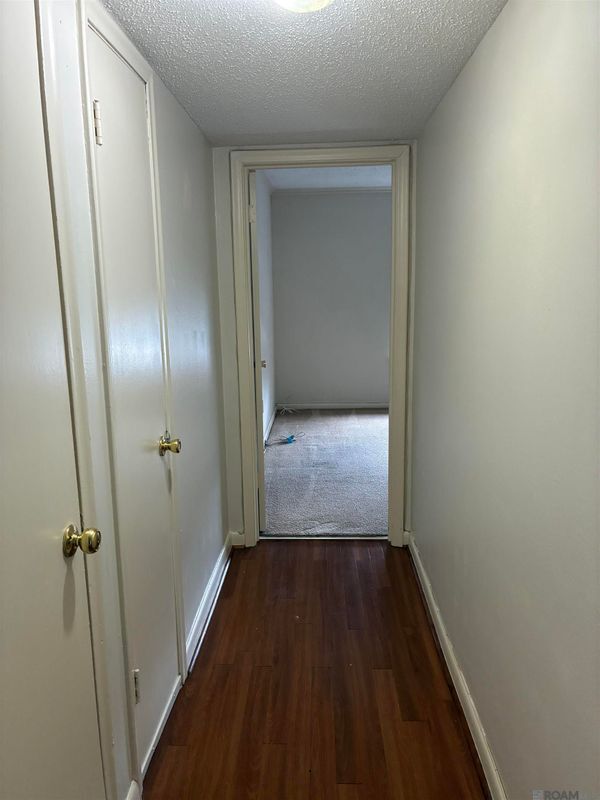 Building Photo - 1701 Lobdell Ave