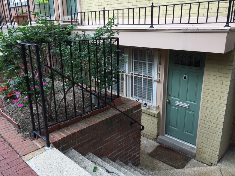 Building Photo - 1617 Corcoran St NW