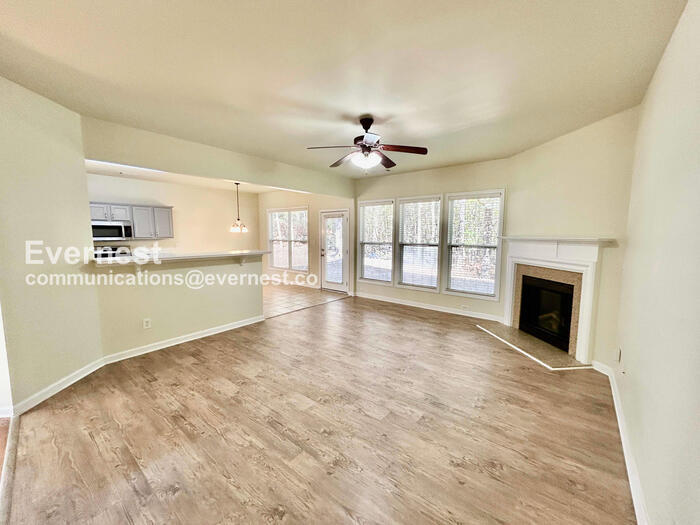 Building Photo - 3550 Red Willow Ct