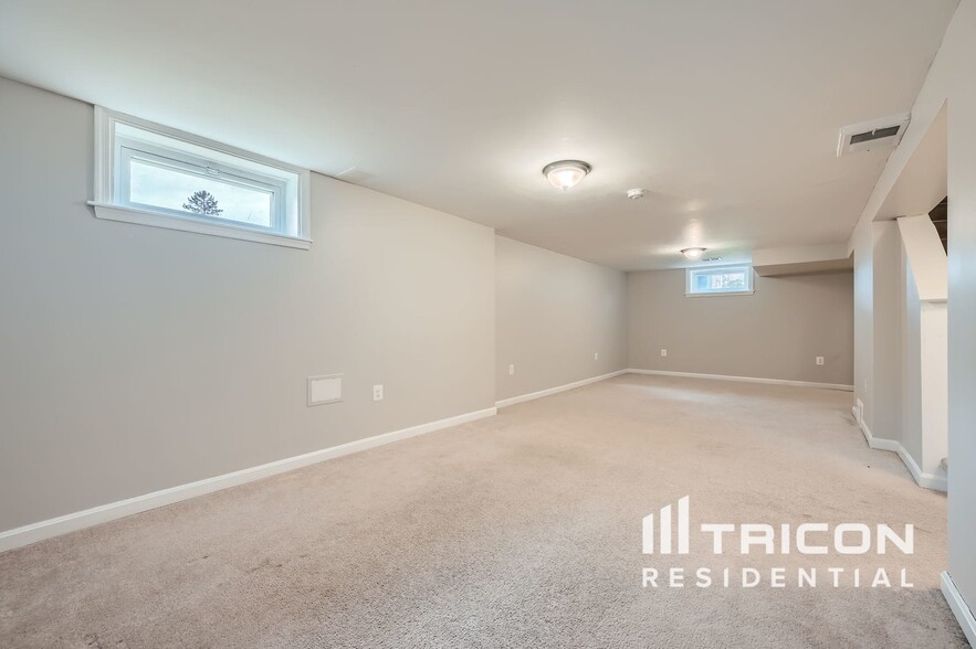 Primary Photo - 3526 Woodmoor Rd