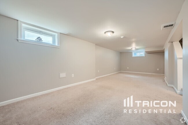 Building Photo - 3526 Woodmoor Rd