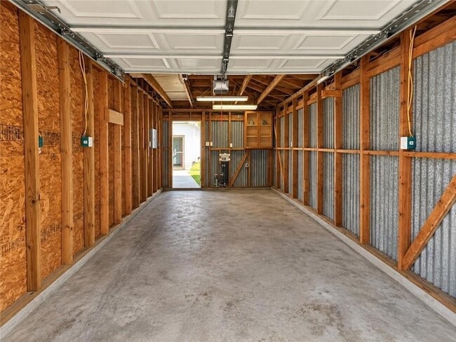 Building Photo - 442 Friscoville Ave