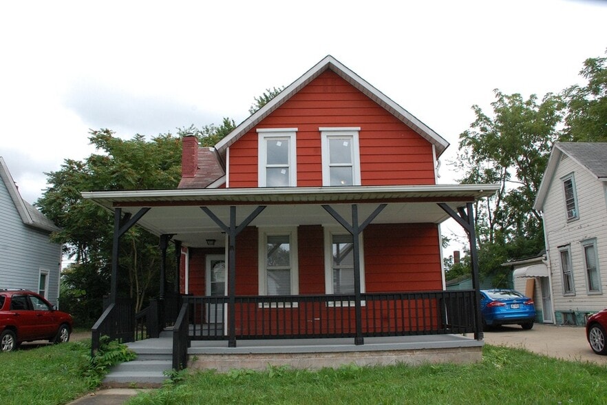 Newly Renovated! - 575 W 13th St