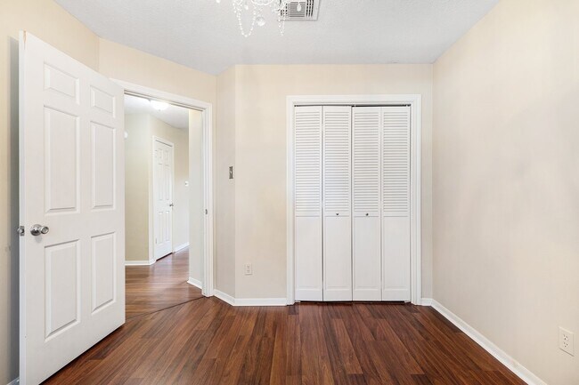 Building Photo - 14807 Elk Hill Ct