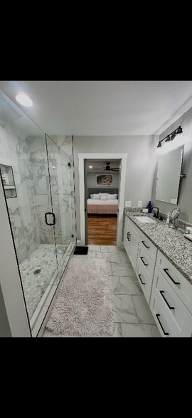 Building Photo - 1003 Fairground St