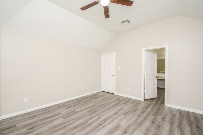 Building Photo - 12202 Duane Ct