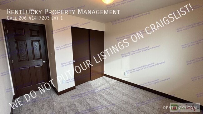 Building Photo - 104 167th St E