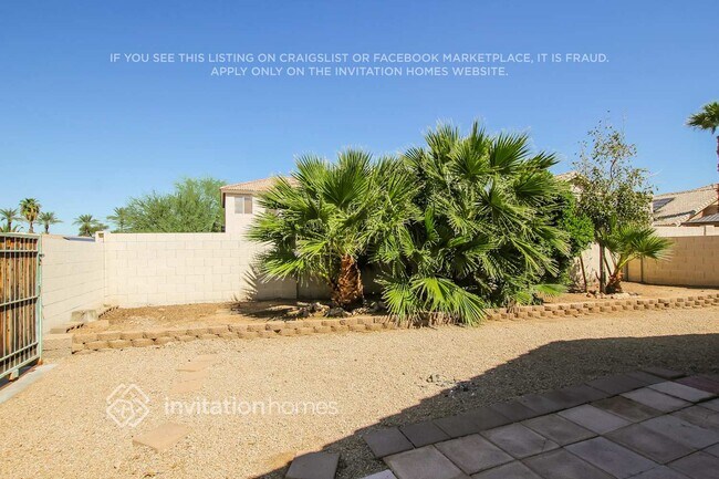 Building Photo - 13146 W Alvarado Cir