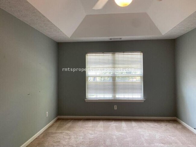 Building Photo - 934 Dominion Walk Dr SW