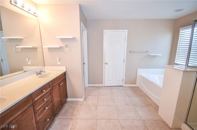Building Photo - 6470 Little Harbor Ct