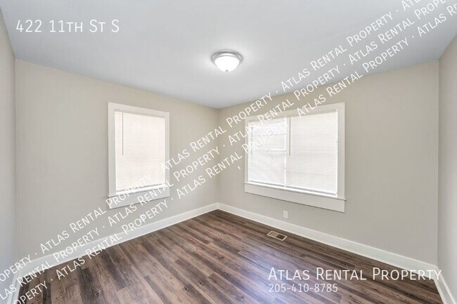 Building Photo - ADORABLE & AFFORDABLE BESSEMER HOME!