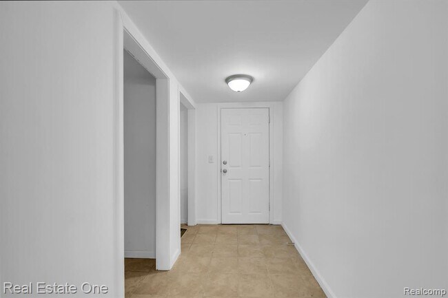 Building Photo - 50 Virginia Dr