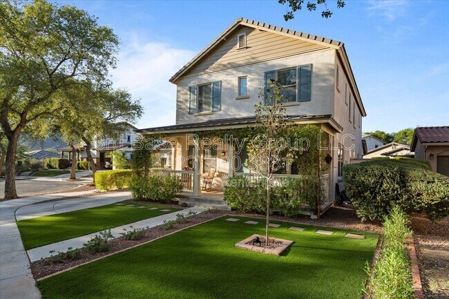 Building Photo - 21072 W Maiden Ln