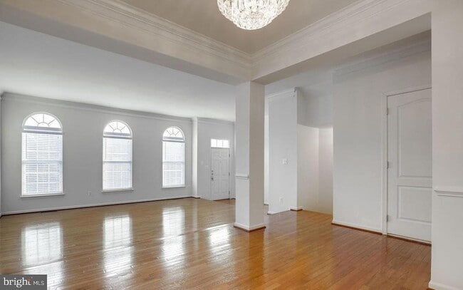 Building Photo - 25859 Kirkwood Square