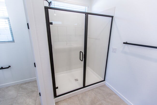 Building Photo - 23024 E Watford Dr