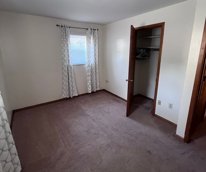 Bedroom 1 - 1271 Hunter Ave