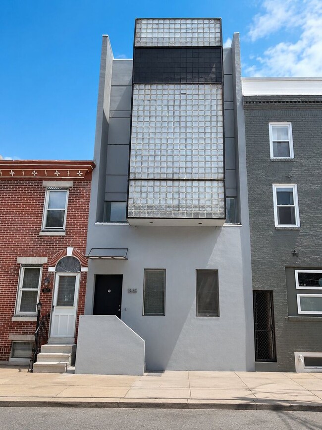 Building Photo - 1345 E Berks St