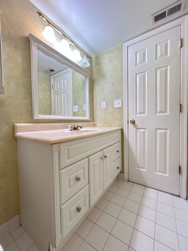 Building Photo - Introducing the stunning 3 Bedroom "ASK AB...