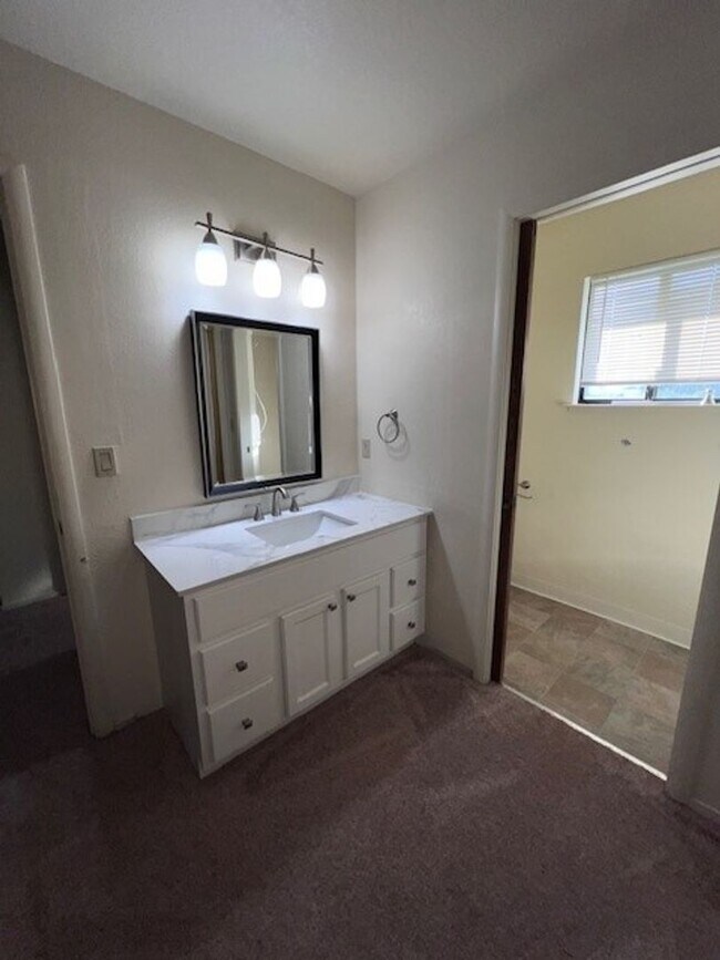 Building Photo - Freshly painted home with new carpet. 3 Ca...