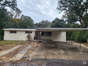 Building Photo - Beautiful fully remodeled home!