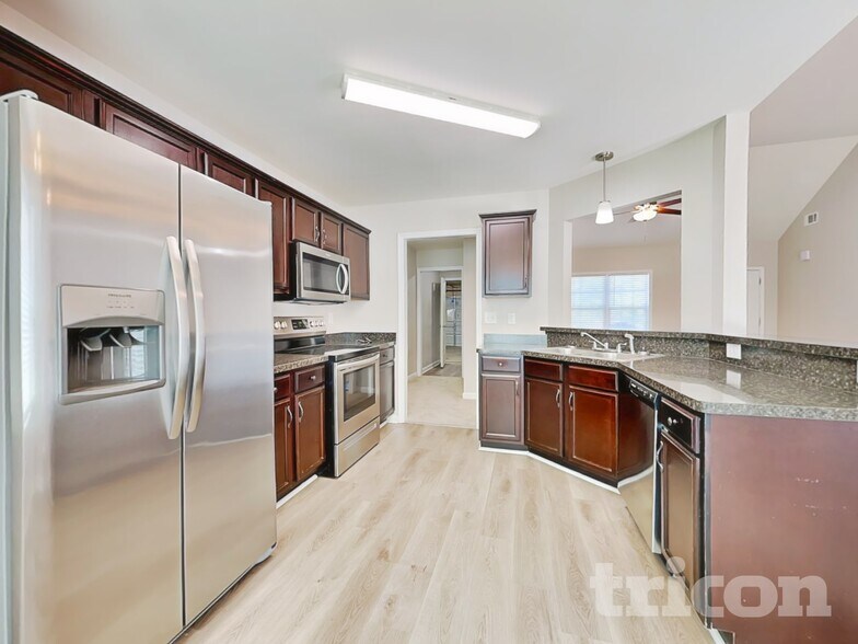 Building Photo - 106 Flagler Way