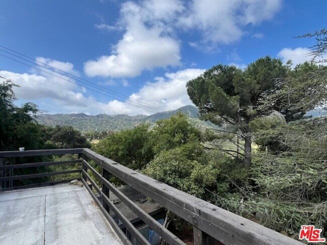 Primary Photo - 21516 Encina Rd