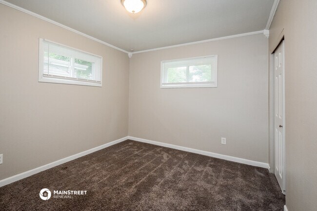 Building Photo - 9150 Harold Dr