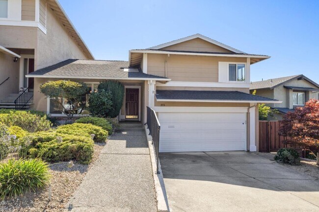 Building Photo - 2016 Fairmont Dr