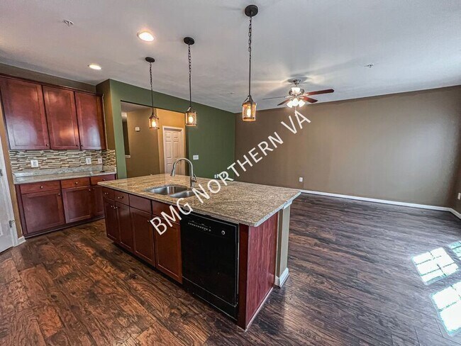 Building Photo - 9535 Center St