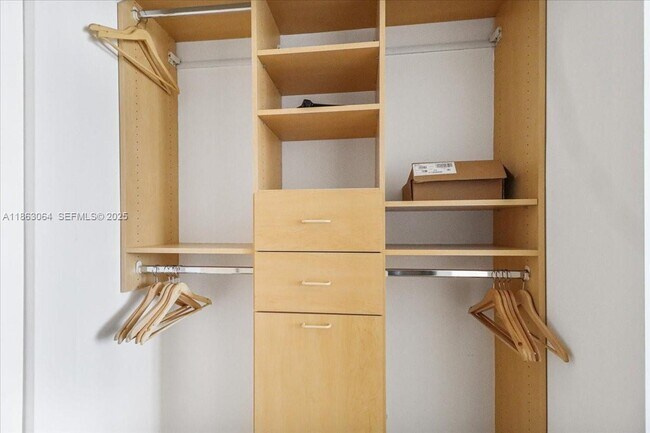 Building Photo - 18671 Collins Ave