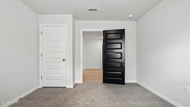 Building Photo - 6488 Slabinski Ln