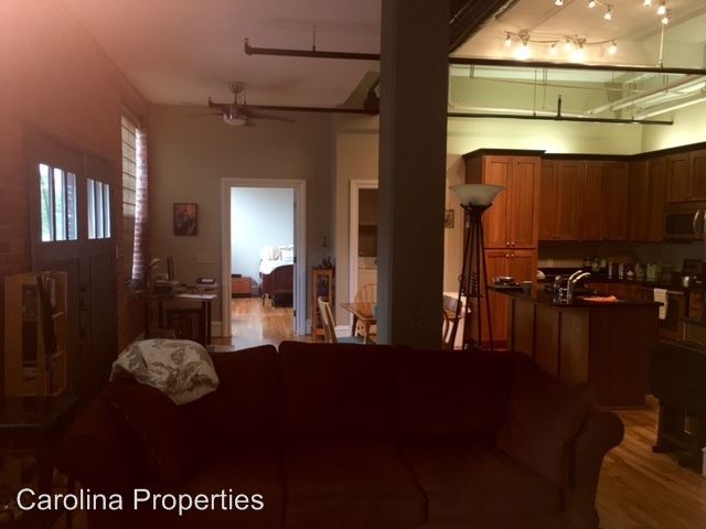 Building Photo - 407 F St