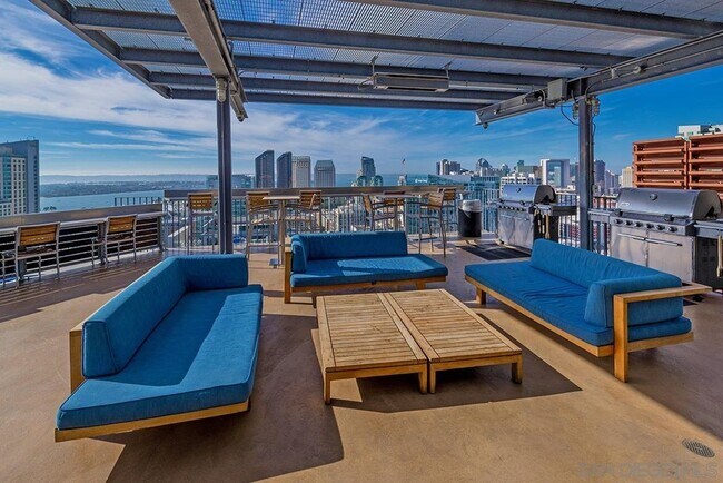 Building Photo - 350 Eleventh Ave