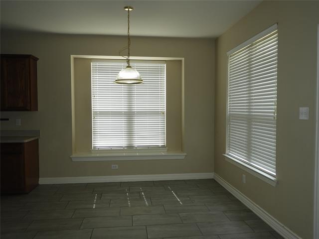 Building Photo - 5812 Quicksilver Dr