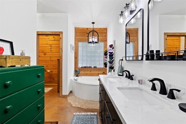 Building Photo - 9854 Weir Lp Cir