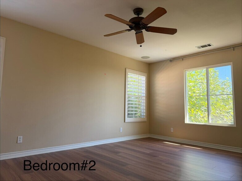 Building Photo - 16333 Fox Hollow Way